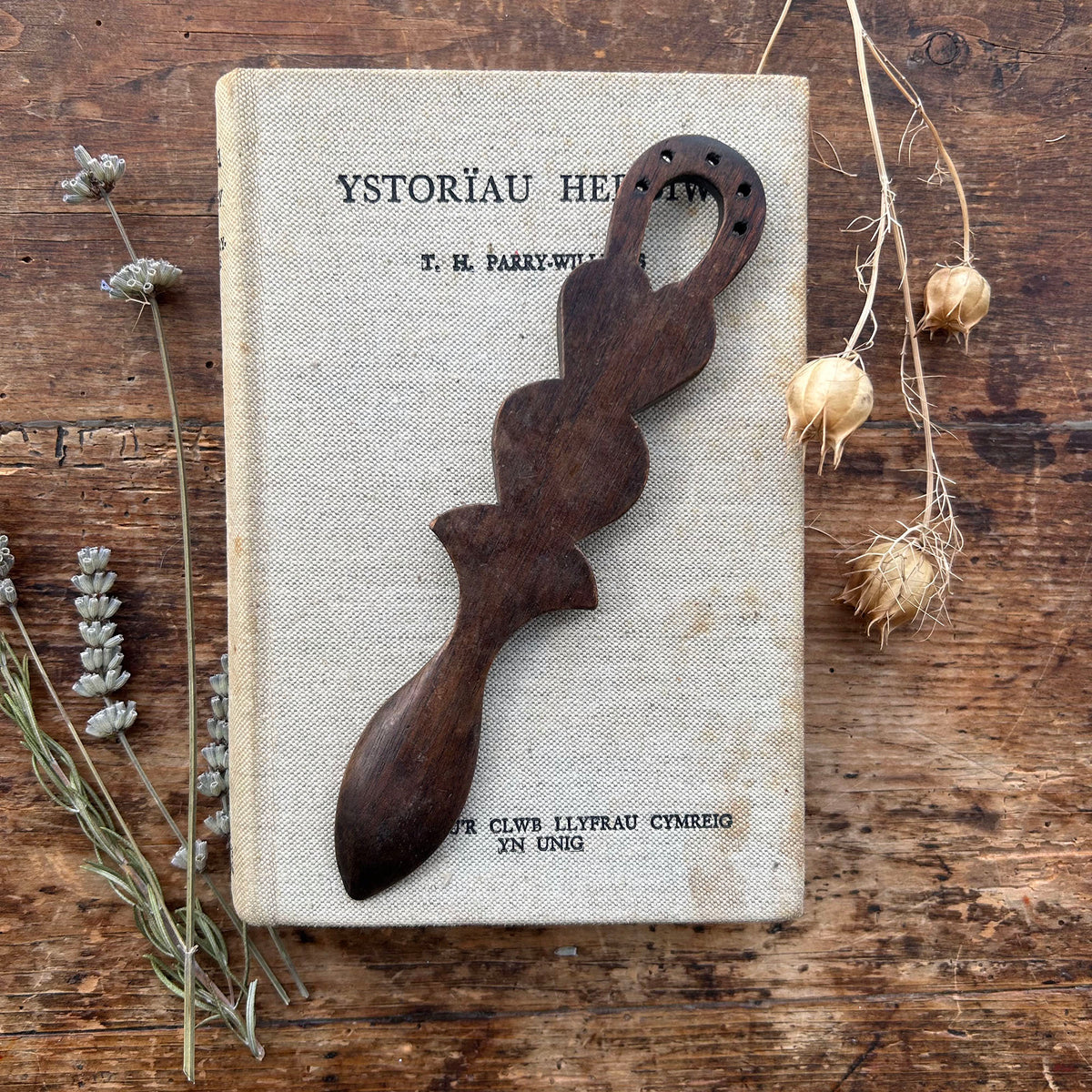 Vintage Lovespoon / Love Spoon - Hand Carved - Hearts, Horseshoe (Preloved)