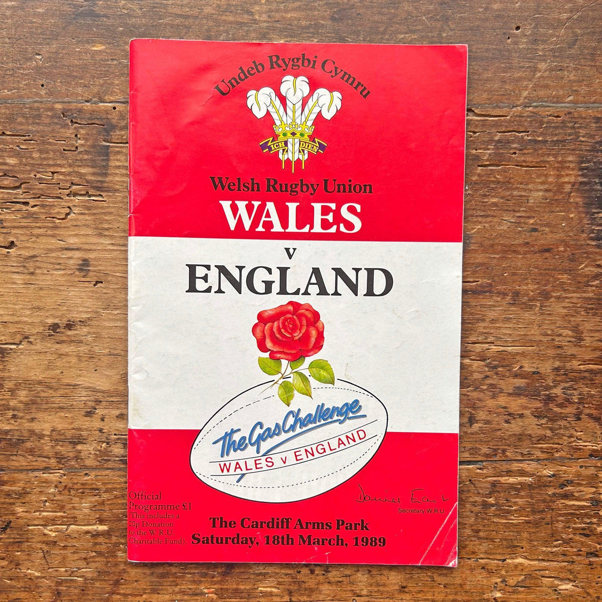 Rhaglenni Undeb Rygbi Cymru Hen - Cymru / Cymru (Wedi'u Caru ymlaen llaw)