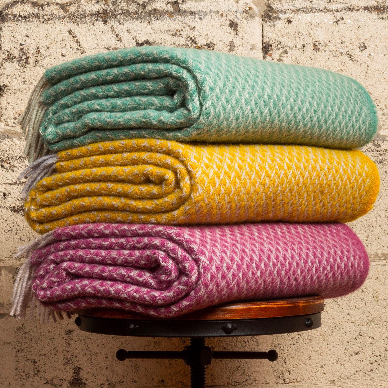 Throw / Blanket - New Wool - Tweedmill Welsh Diamond - Mulberry Pink