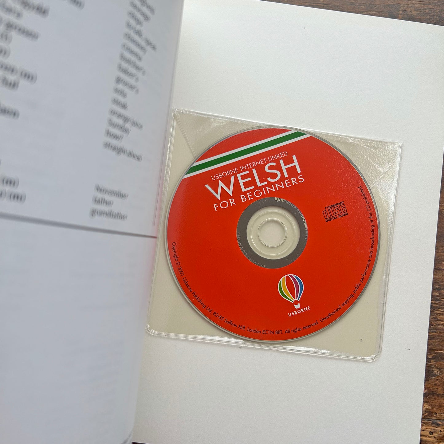 Welsh for Beginners - With CD - Usborne Internet Linked (Preloved)