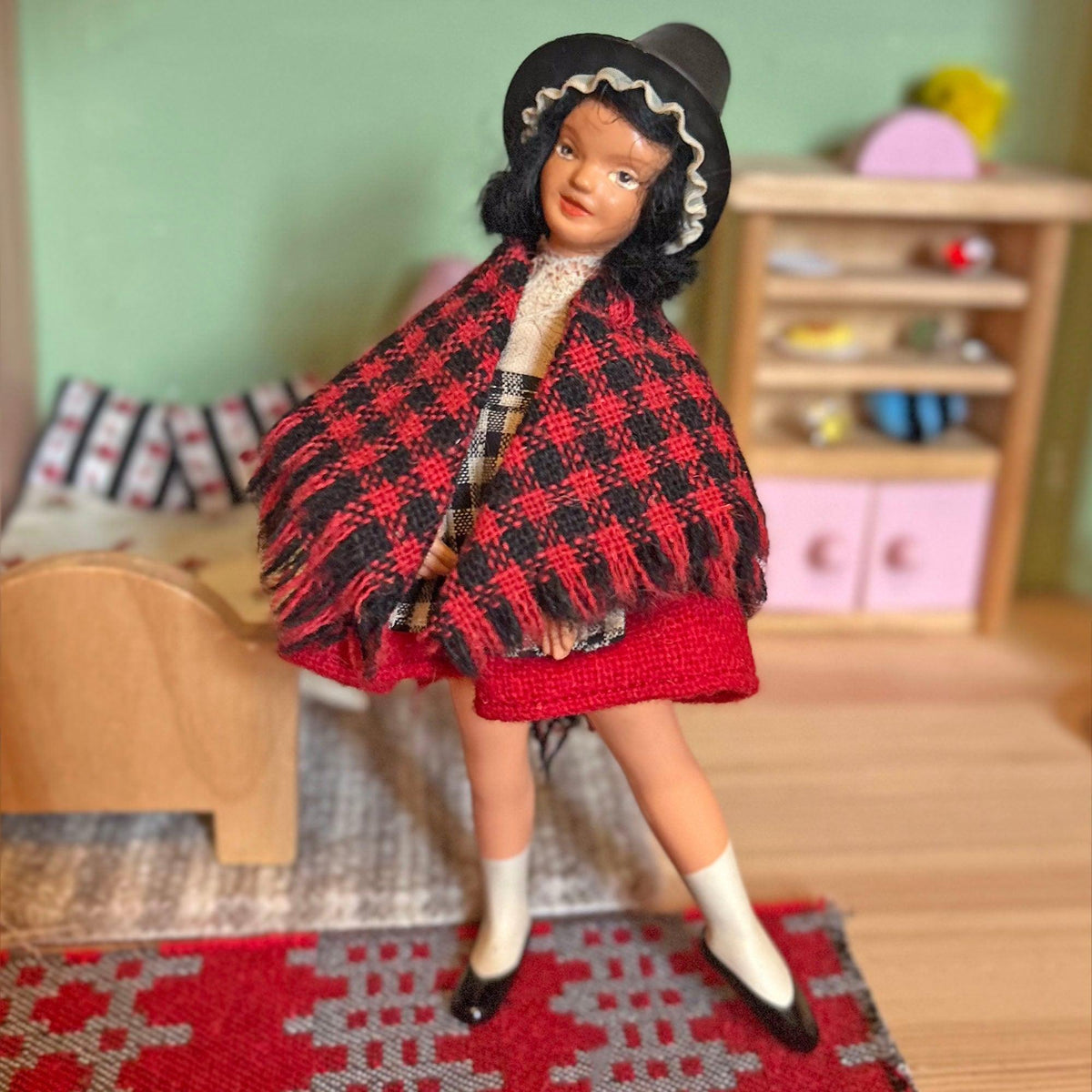 Welsh Lady Doll - Bronwen - Peggy Nisbit - Vintage 1960s (Preloved)