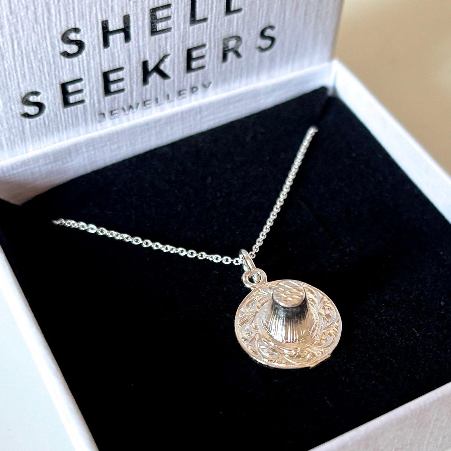 Necklace - Sterling Silver - Welsh Lady Tall Hat - 16" Chain