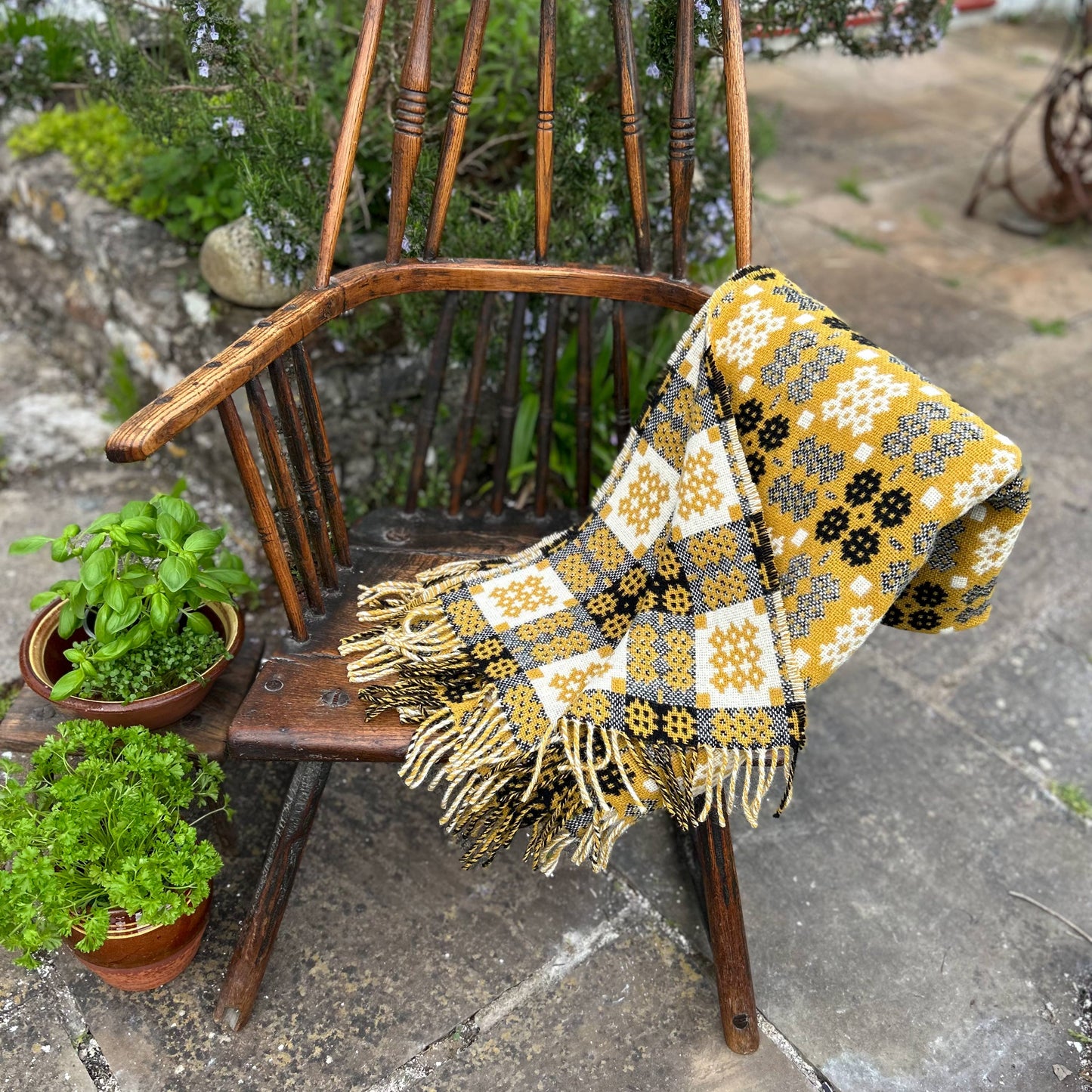 Throw / Blanket - Welsh Tapestry / Carthen Ysgafn - Caernarfon - 100% Wool - Welsh Gold Yellow