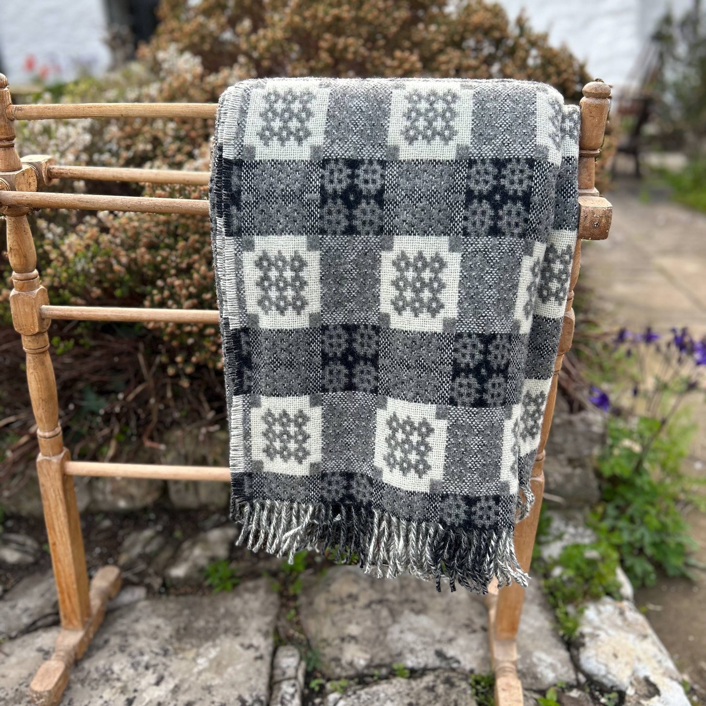 Throw / Blanket - Welsh Tapestry / Carthen Ysgafn - Caernarfon - 100% Wool - Dark Grey