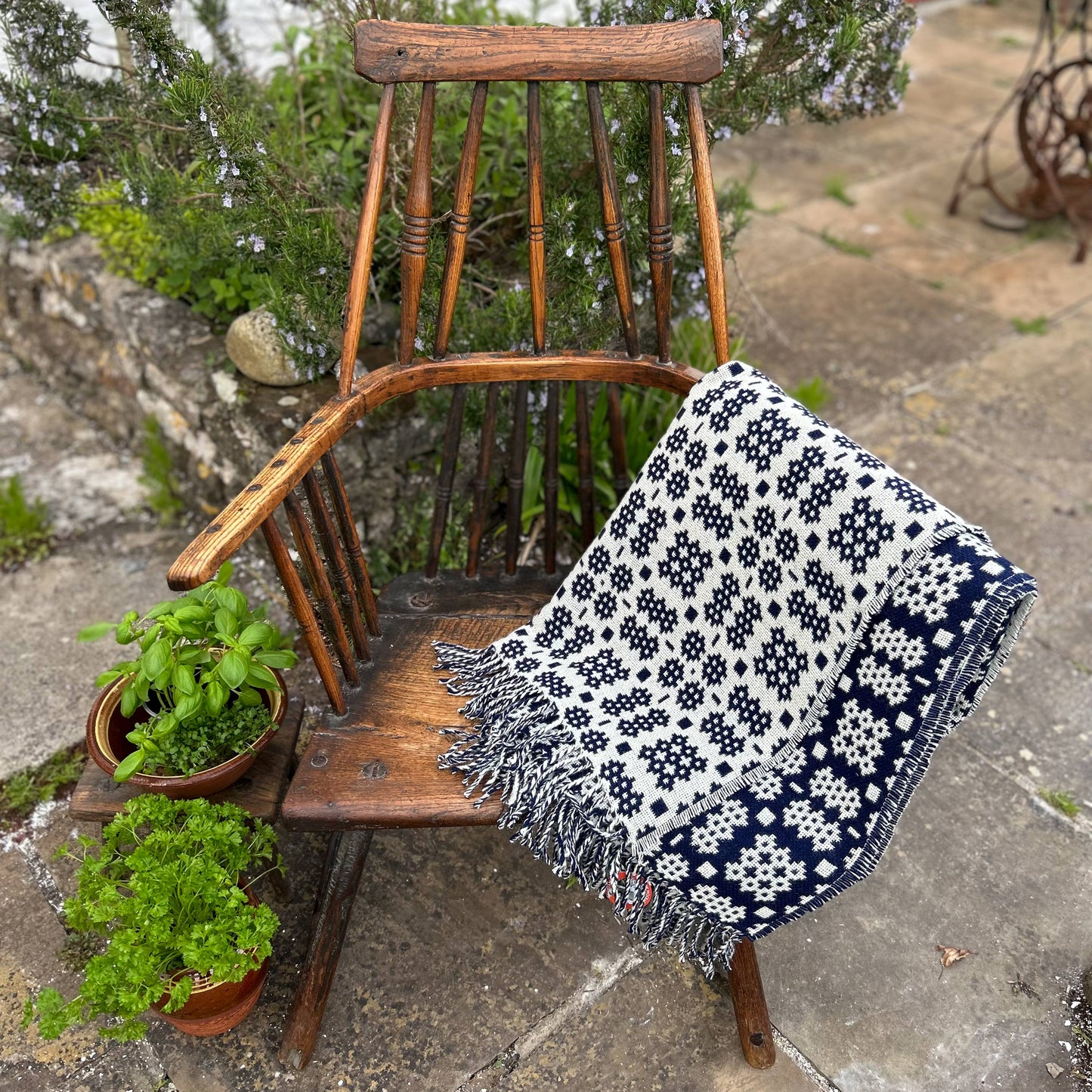 Throw / Blanket - Welsh Tapestry / Carthen Ysgafn - Caernarfon - 100% Wool - Midnight Navy