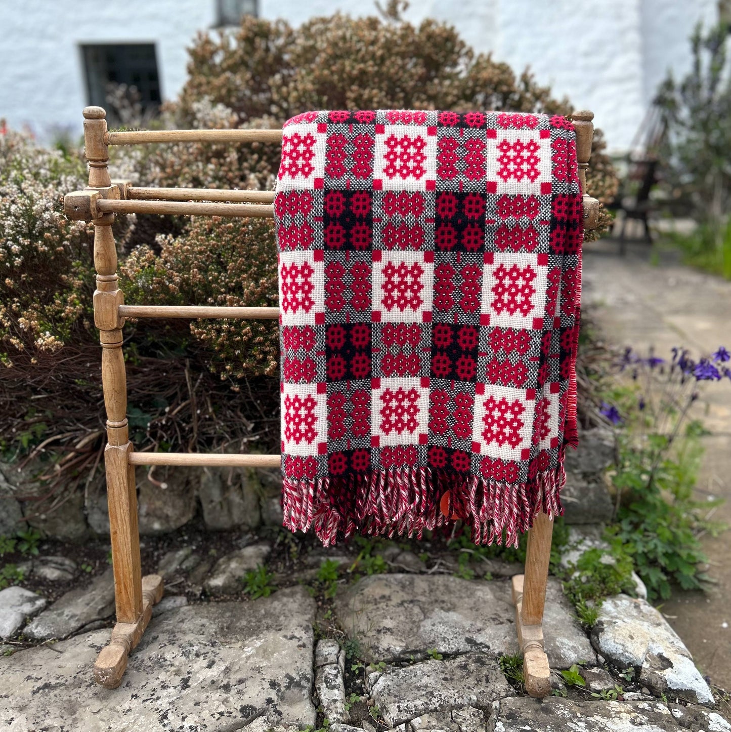 Throw / Blanket - Welsh Tapestry / Carthen Ysgafn - Caernarfon - 100% Wool - Dragon Red