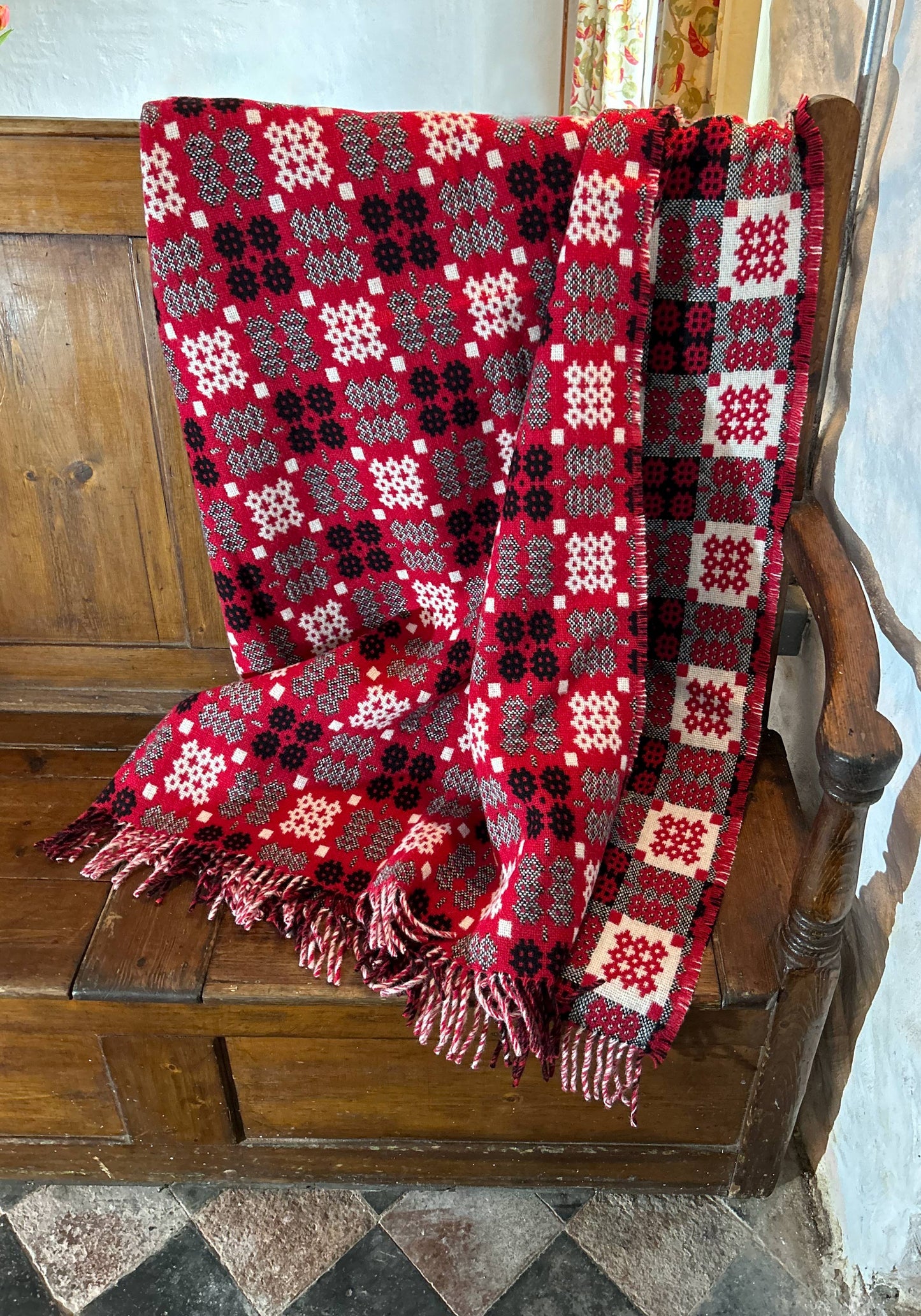 Throw / Blanket - Welsh Tapestry / Carthen Ysgafn - Caernarfon - 100% Wool - Dragon Red