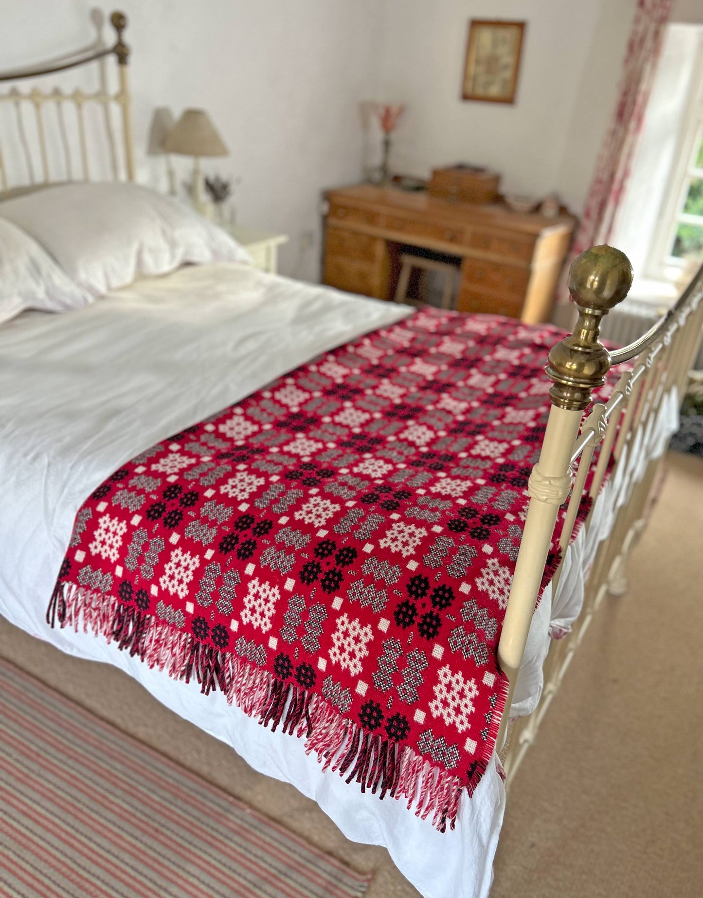 Throw / Blanket - Welsh Tapestry / Carthen Ysgafn - Caernarfon - 100% Wool - Dragon Red