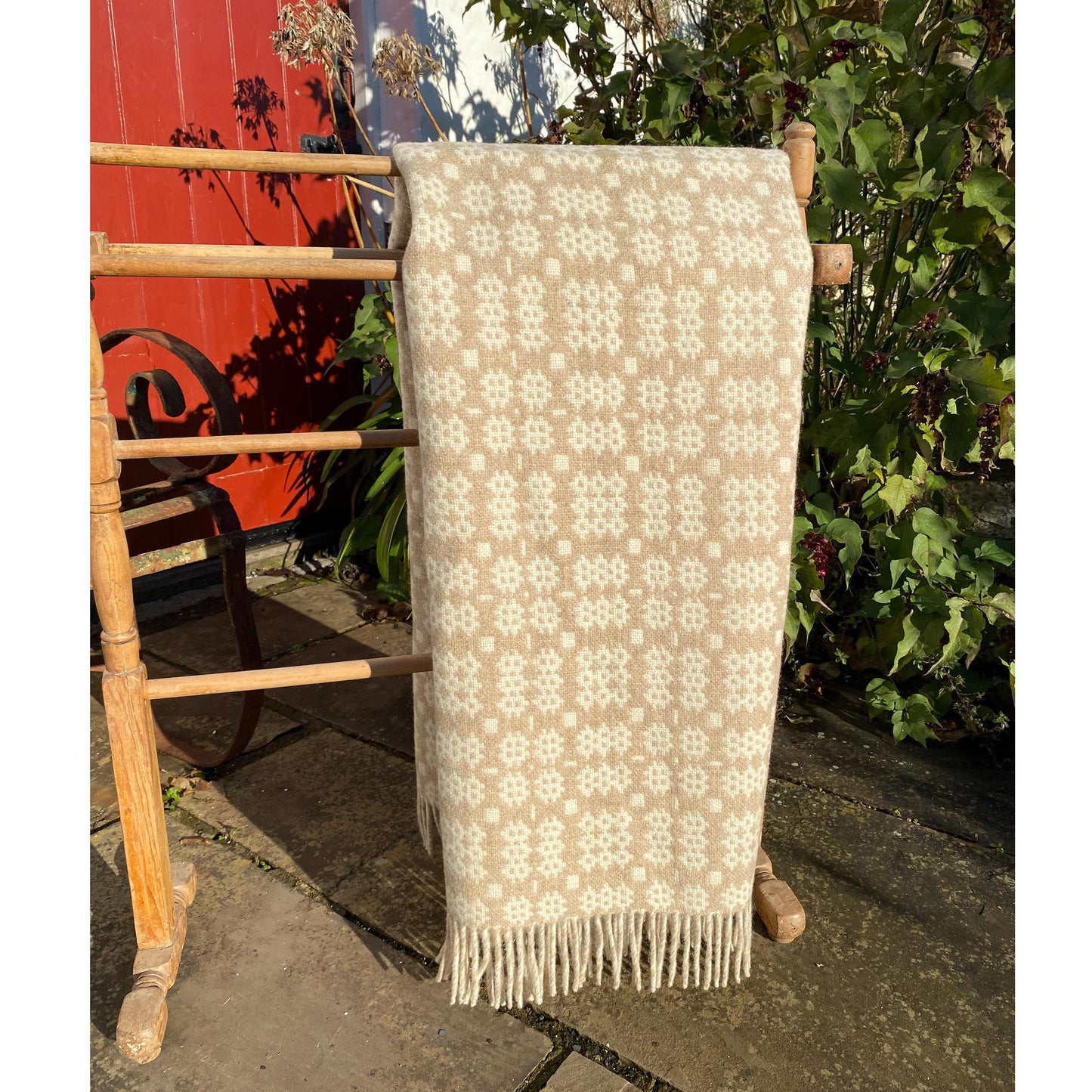 Throw / Blanket - Welsh Tapestry / Carthen Ysgafn - Caernarfon - 100% Wool - Beige - Grain