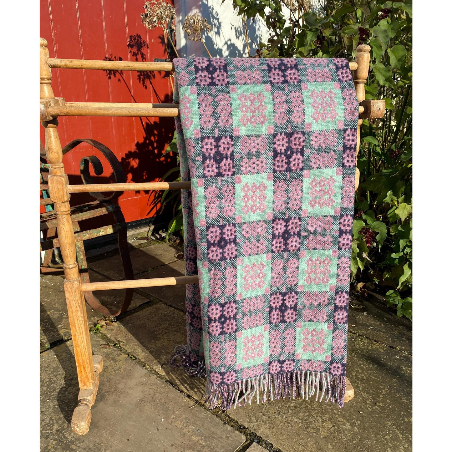 Throw / Blanket - Welsh Tapestry / Carthen Ysgafn - Caernarfon - 100% Wool - Pink & Green