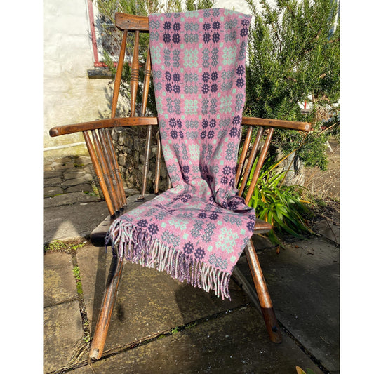 Throw / Blanket - Welsh Tapestry / Carthen Ysgafn - Caernarfon - 100% Wool - Pink & Green