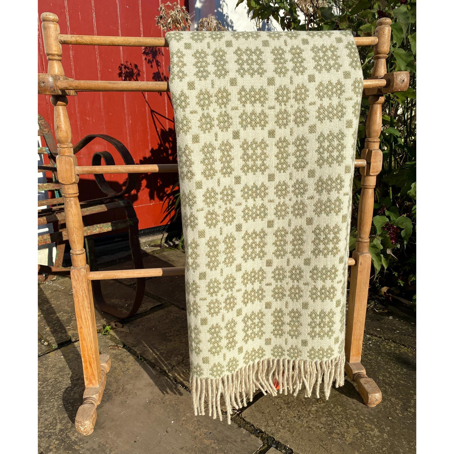 Throw / Blanket - Welsh Tapestry / Carthen Ysgafn - Caernarfon - 100% Wool - Sage