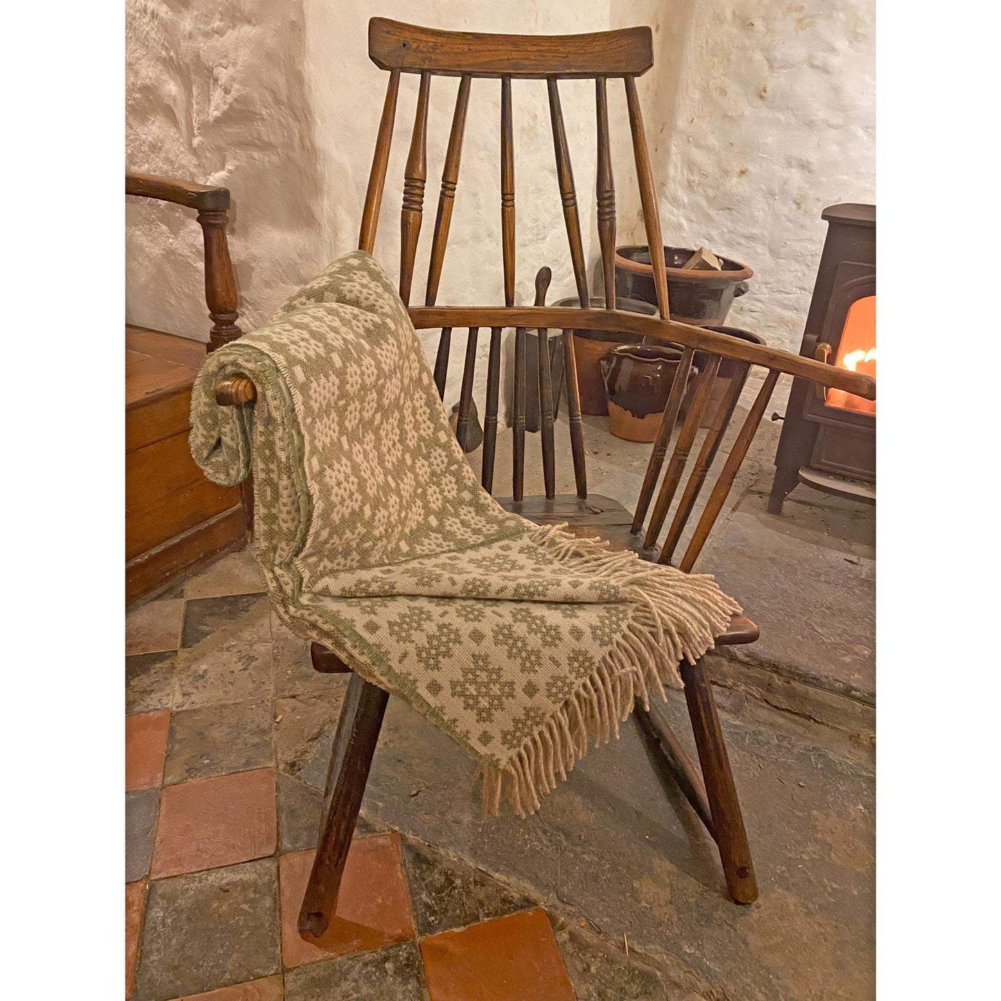 Throw / Blanket - Welsh Tapestry / Carthen Ysgafn - Caernarfon - 100% Wool - Sage