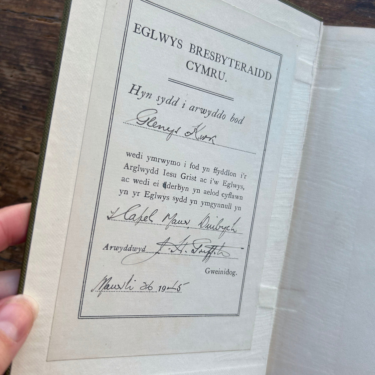 Y Ddwy Ganrif Hyn - Parch R. W. Jones M.A. 1945 (Preloved)