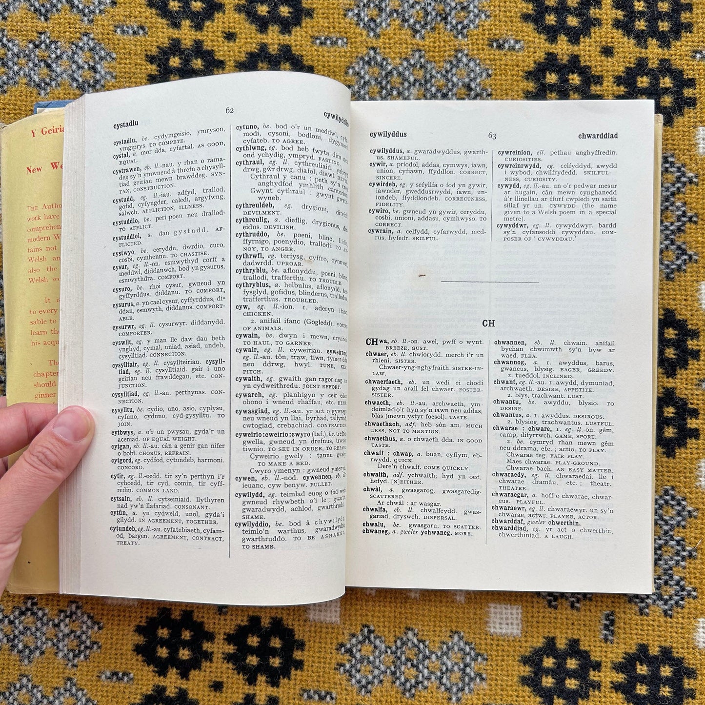 Y Geiriadur Newydd - Vintage Welsh English Dictionary - 1956 (Preloved)