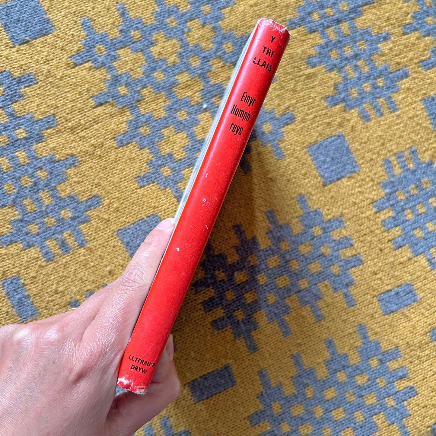 Y Tri Llais - Emyr Humphreys - 1958 1st ed. (Preloved)