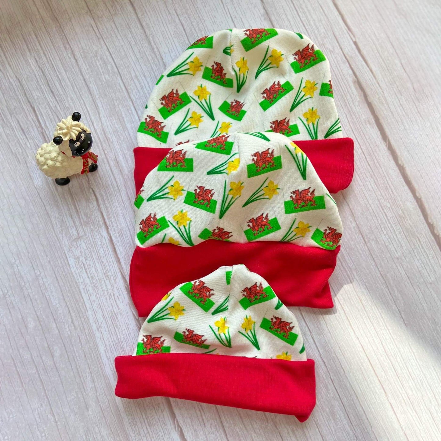 Baby Hat - Welsh Flag, Dragon & Daffodils