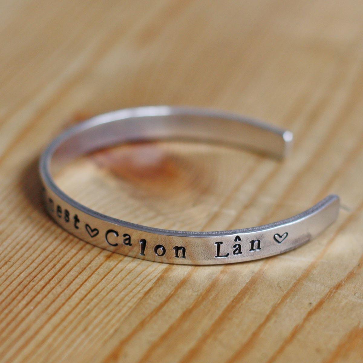 Bangle - Calon Hapus, Calon Onest, Calon Lân