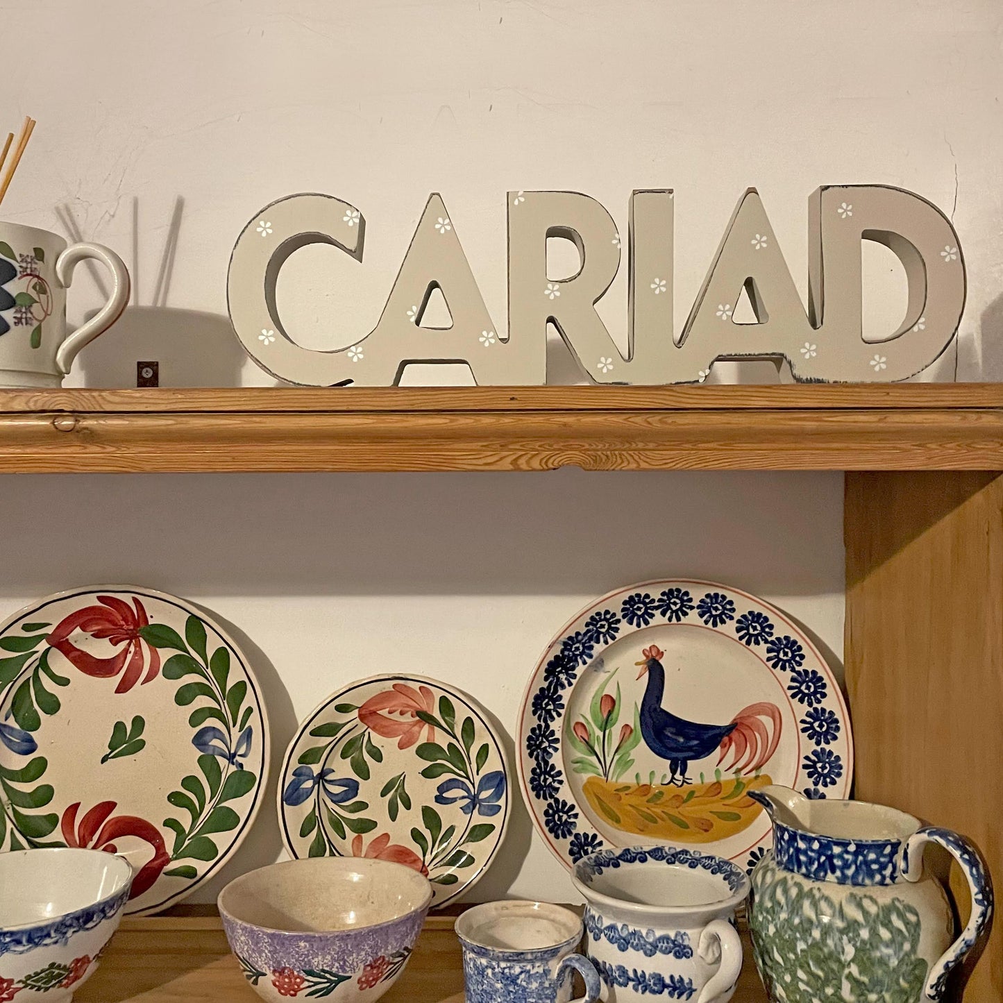 Decoration - Wooden Word - Cariad / Love / Sweetheart