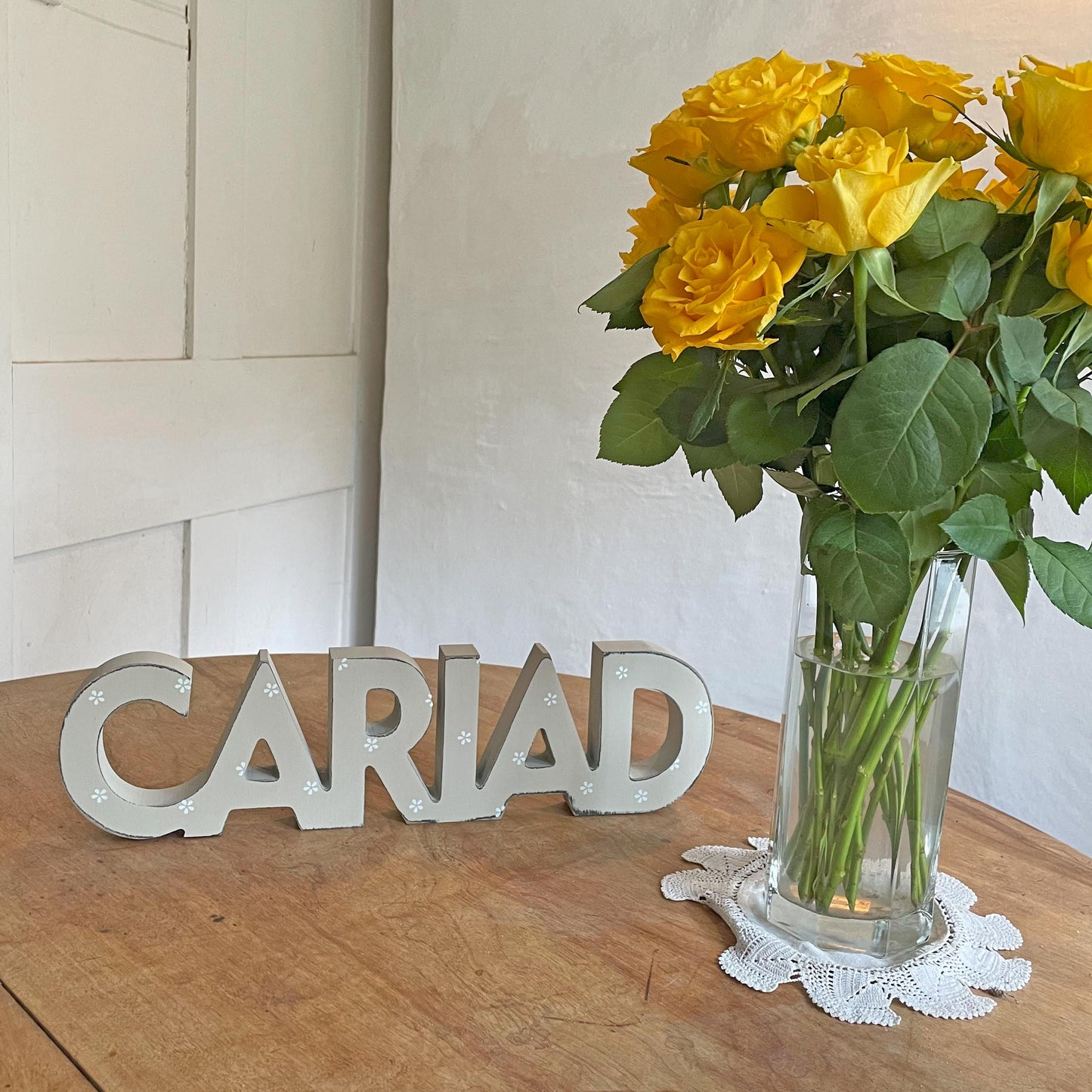 Decoration - Wooden Word - Cariad / Love / Sweetheart
