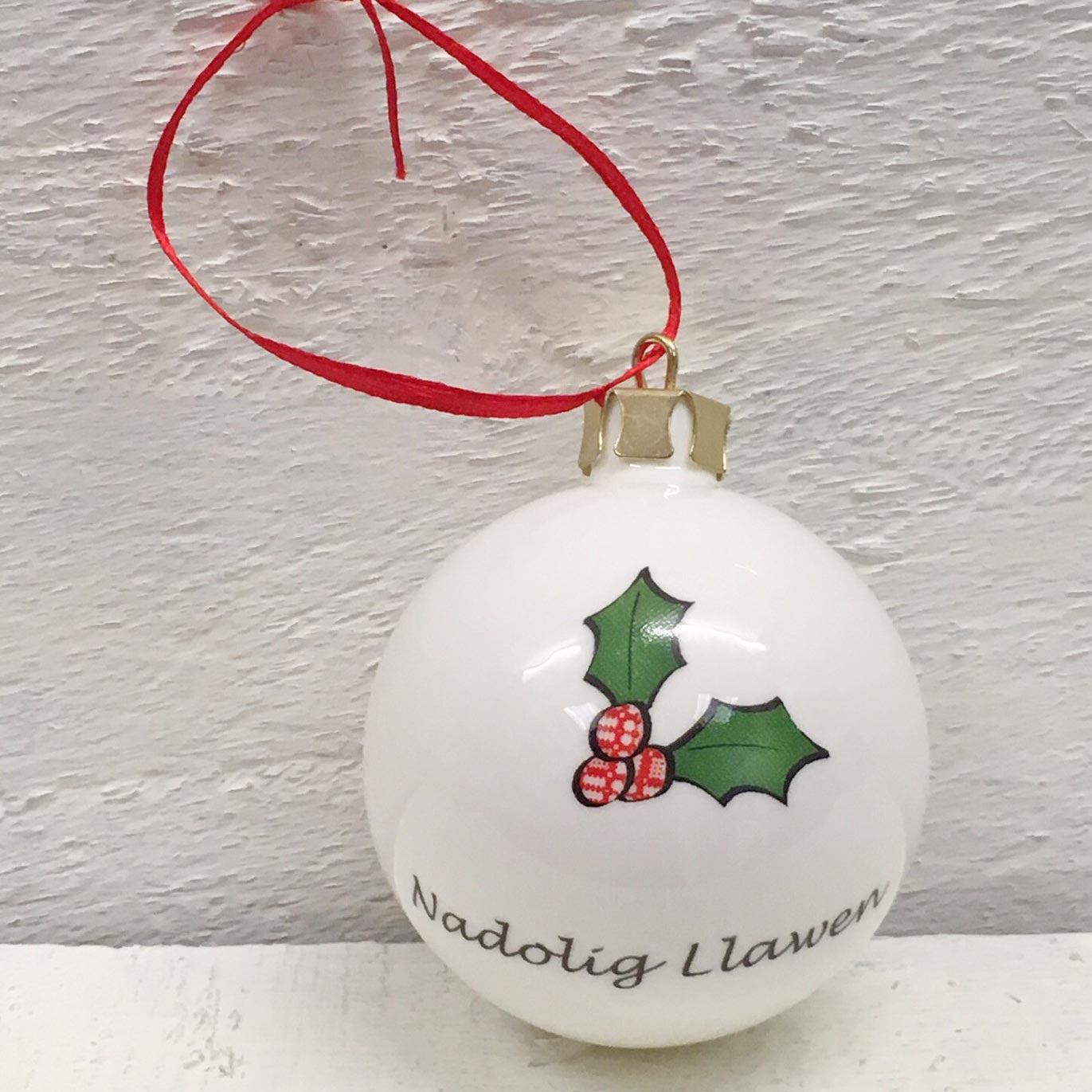 Christmas Bauble / Decoration - Cheeky Robin - Nadolig Llawen
