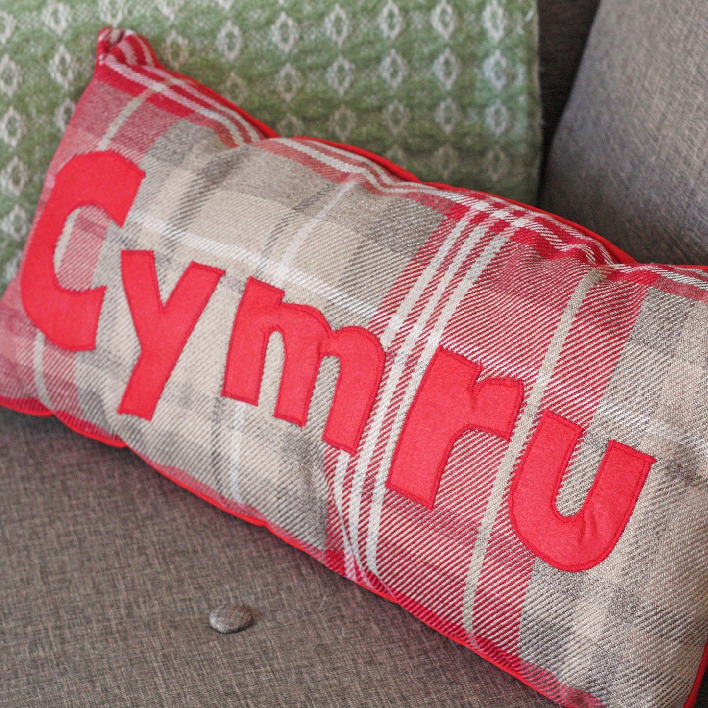 Cushion - Plaid - Cymru / Wales