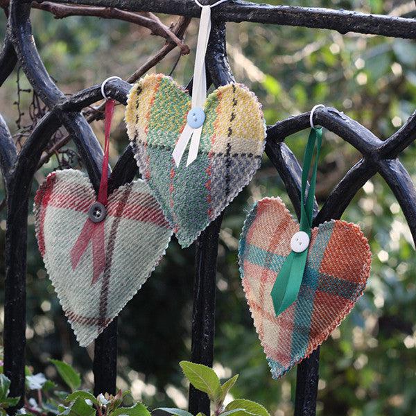 Welsh Lavender Heart - Welsh Blanket - Handmade