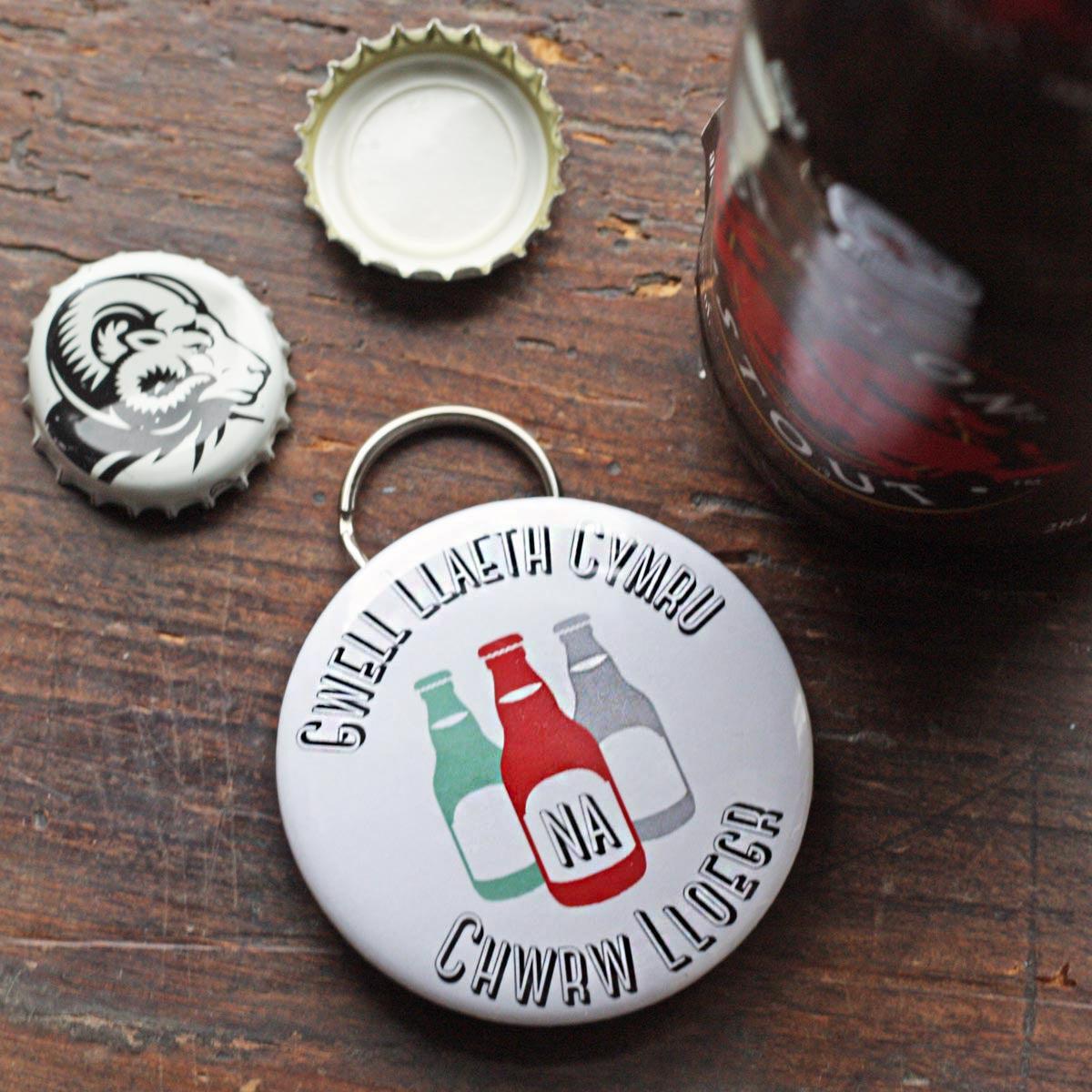 Keyring Bottle Opener - Gwell Llaeth Cymru na Chwrw Lloegr