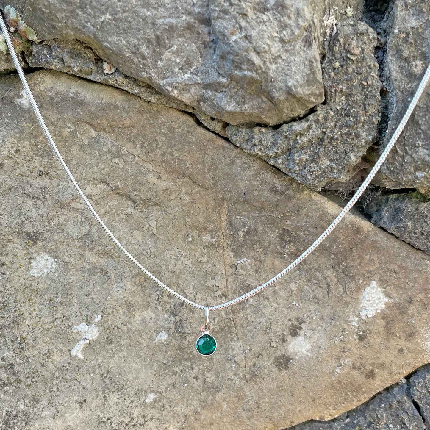 Birthstone Crystal Pendant - Silver Necklace - Welsh Language - May / Emerald