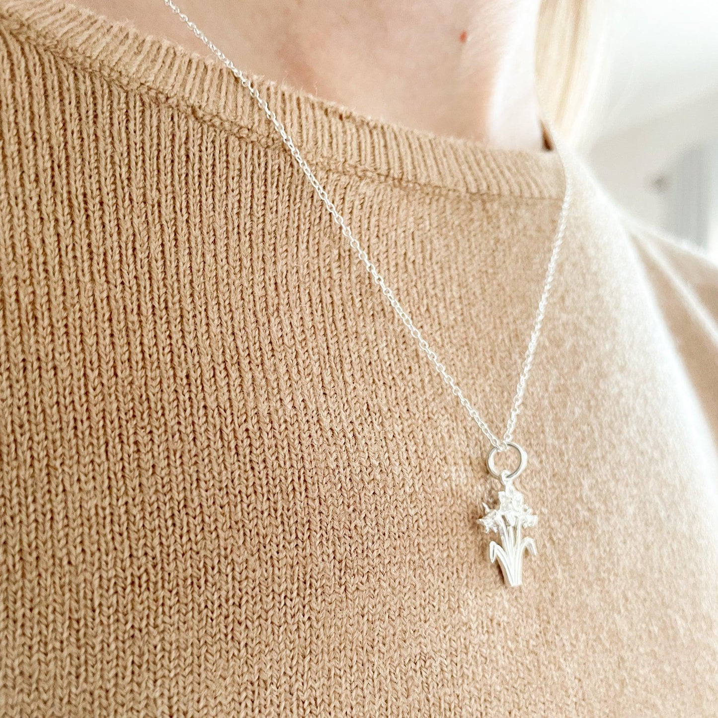 Necklace - Sterling Silver - Welsh Daffodils - 16" Chain