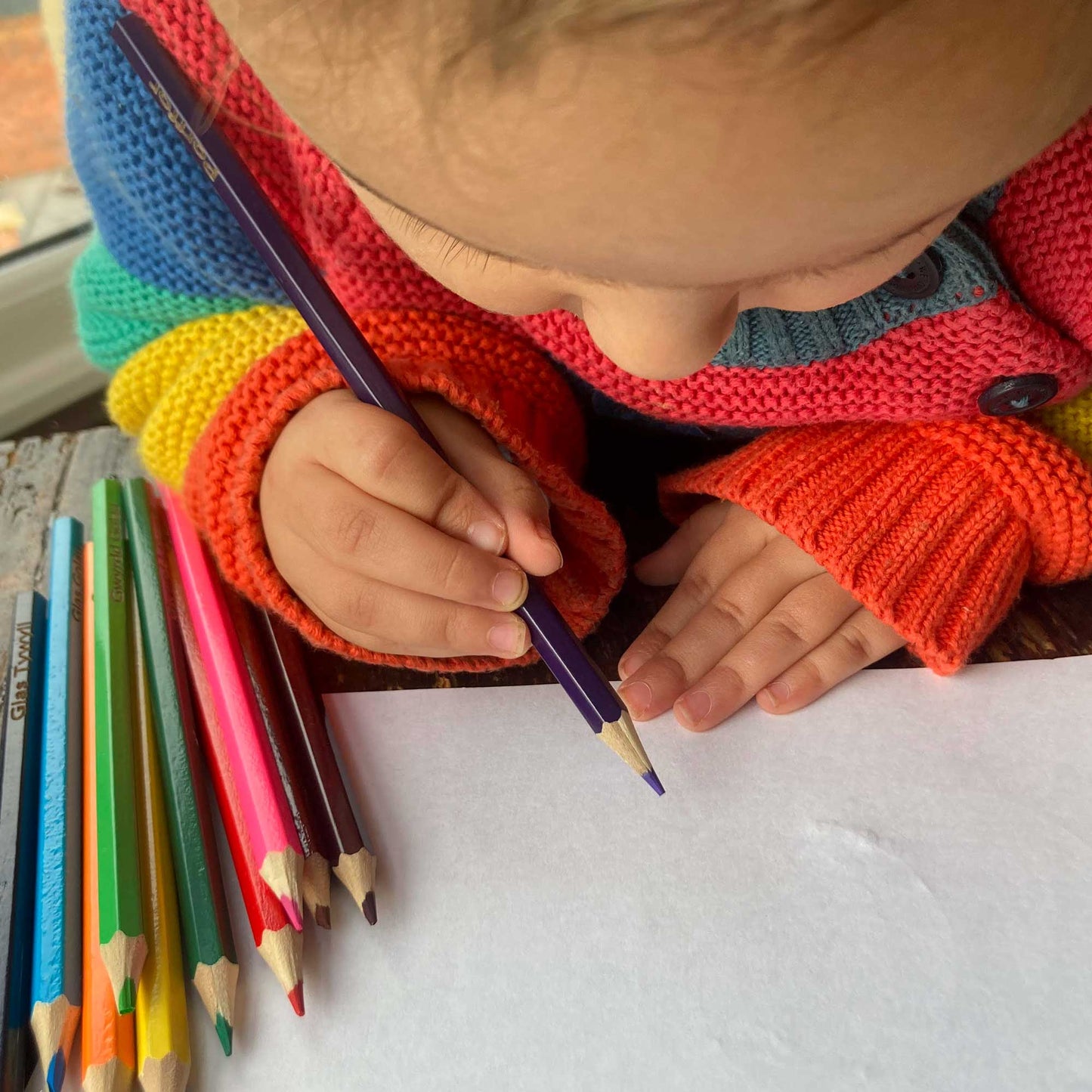 Colouring Pencils Set - Welsh Colour Names