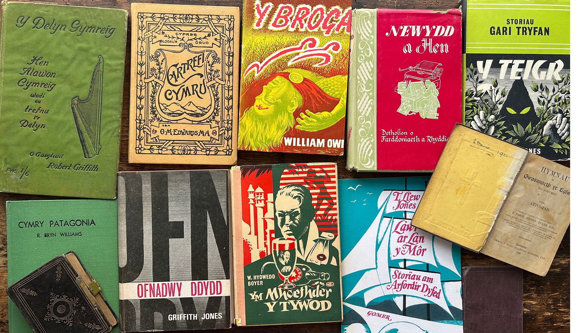 Welsh Books Celebrating Welsh Heritage: Hundreds of Rare Welsh Antique Books Now A ...