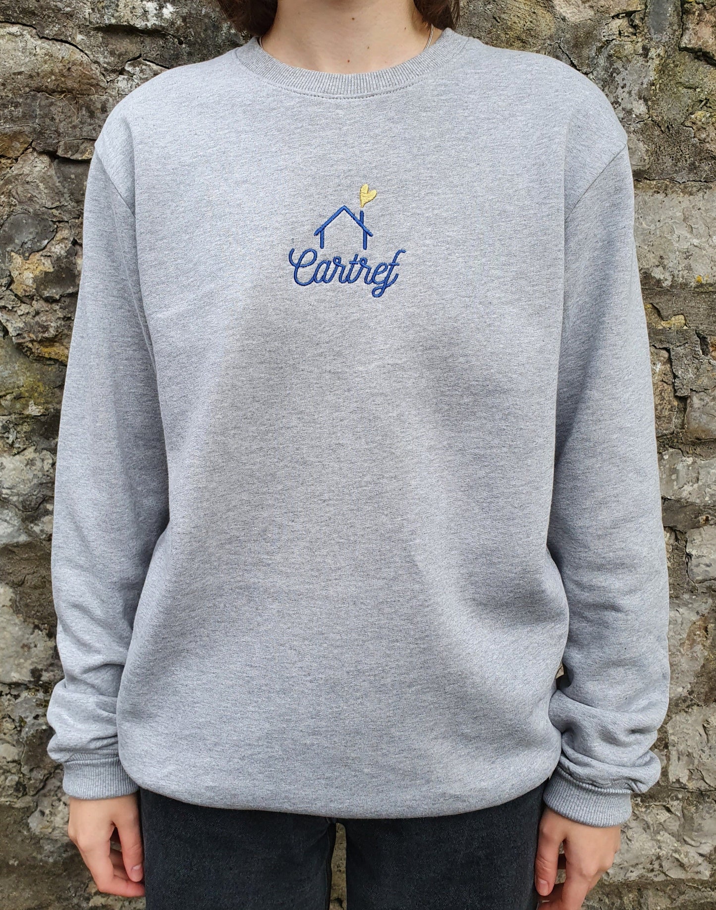 Sweatshirt - Cartref / Home - Grey