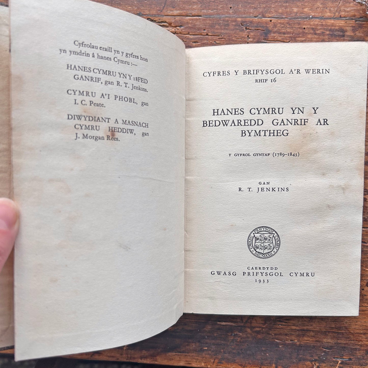 Hanes Cymru yn y Bedwaredd Ganrif ar Bymtheg - 1933 (Preloved)