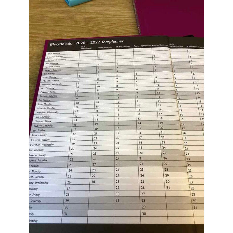 Dyddiadur Academaidd / Dyddiadur Addysg - Dwyieithog - A5 - 2025