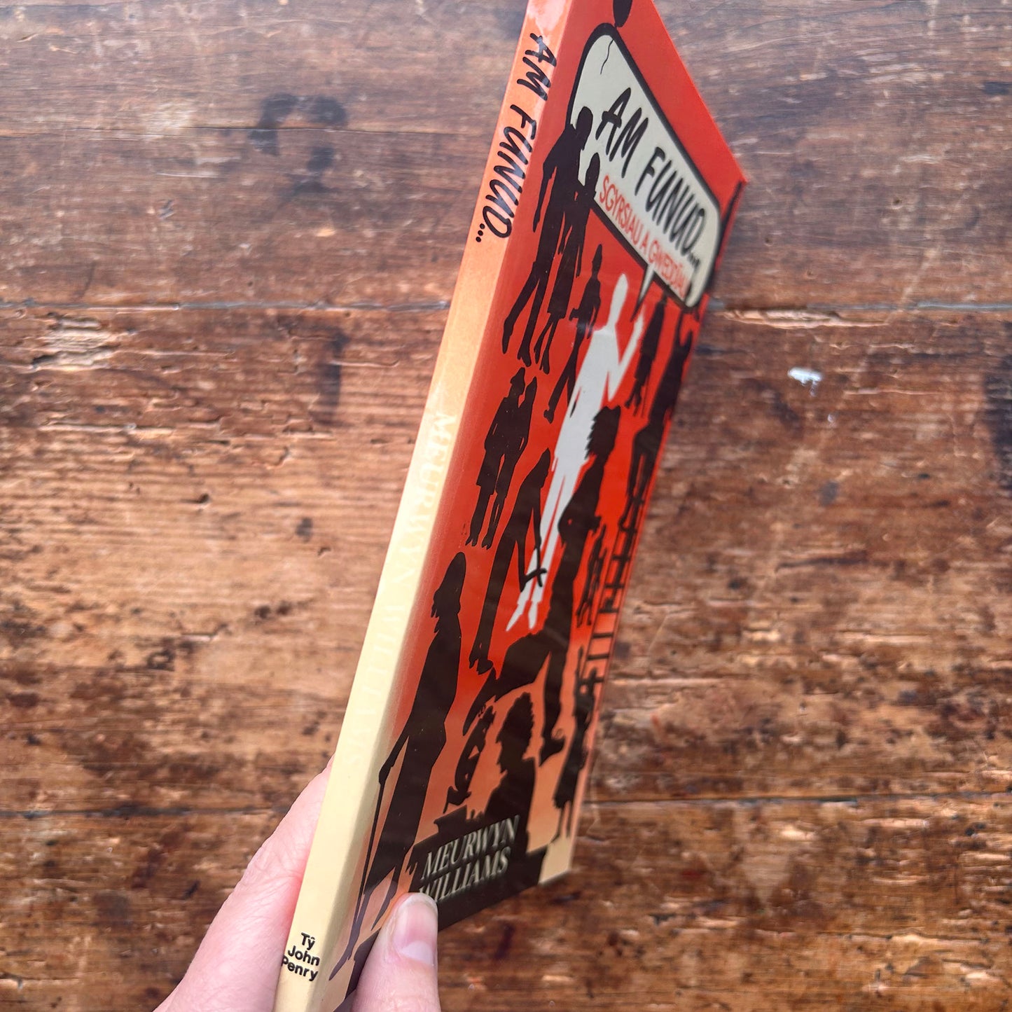 Am Funud - Sgyrsiau a Gweddiau - Meurwyn Williams - 1988 - Signed (Preloved)