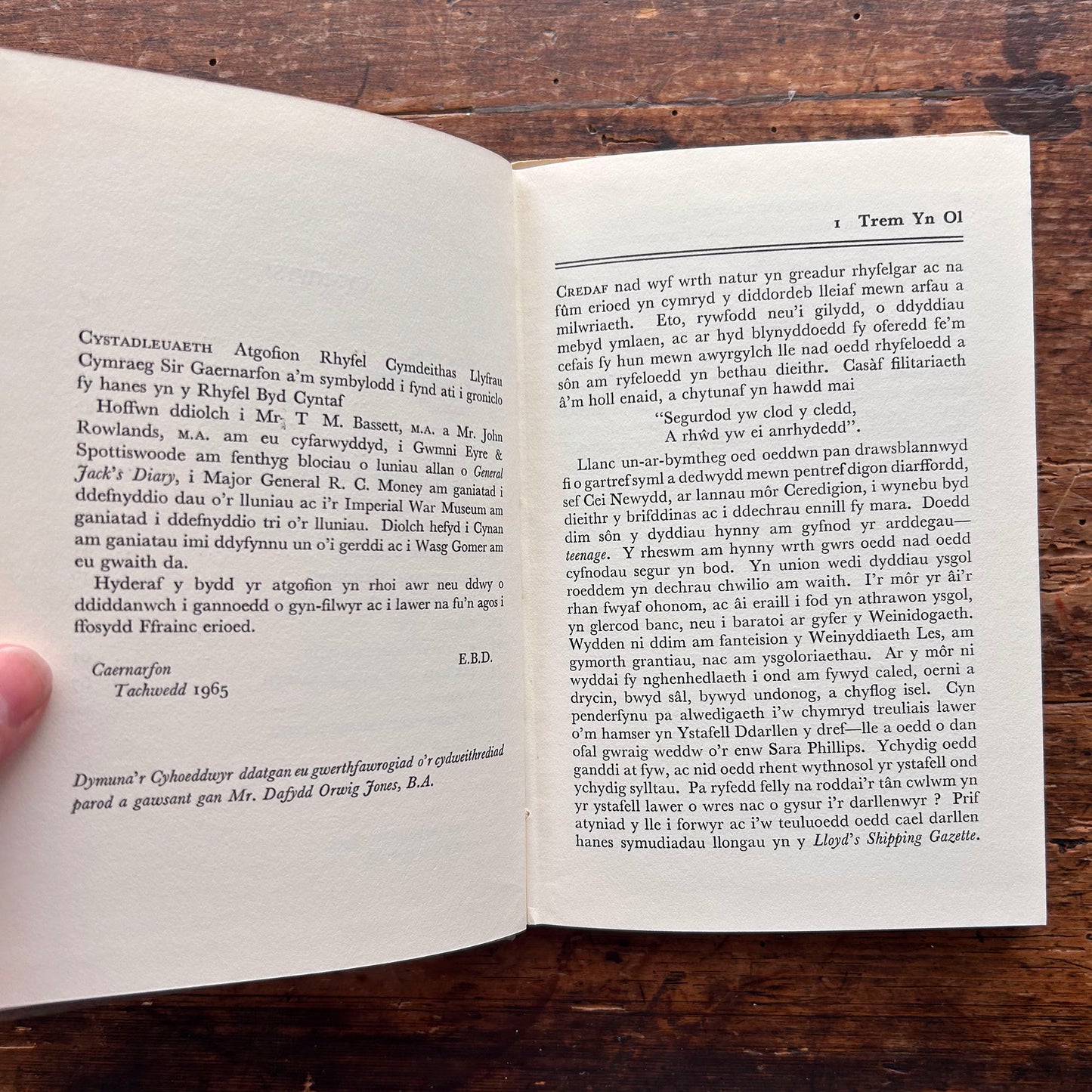 Ar Orwel Pell - 1914-1918 - E. Beynon Davies - 1965 1st edition (Preloved)