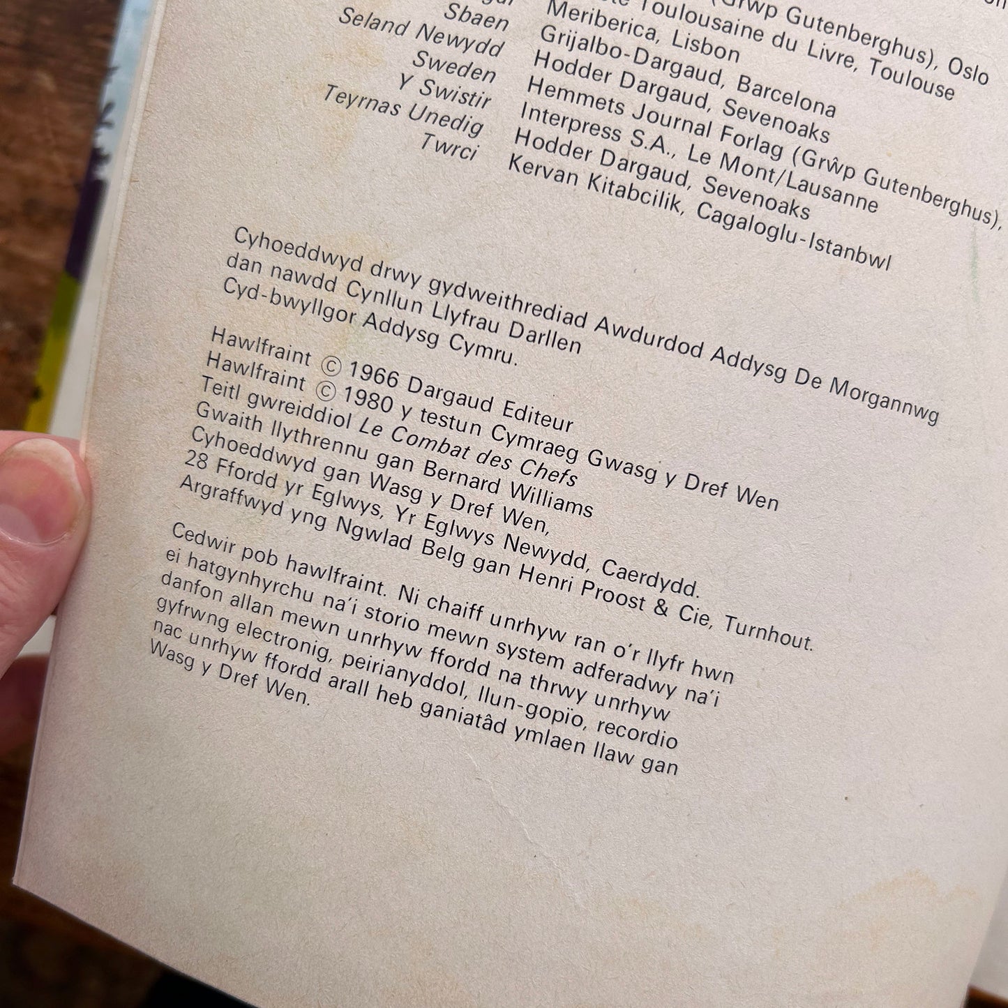 Asterix a'r Ornest Fawr - Welsh Comic Book 1980 (Preloved)