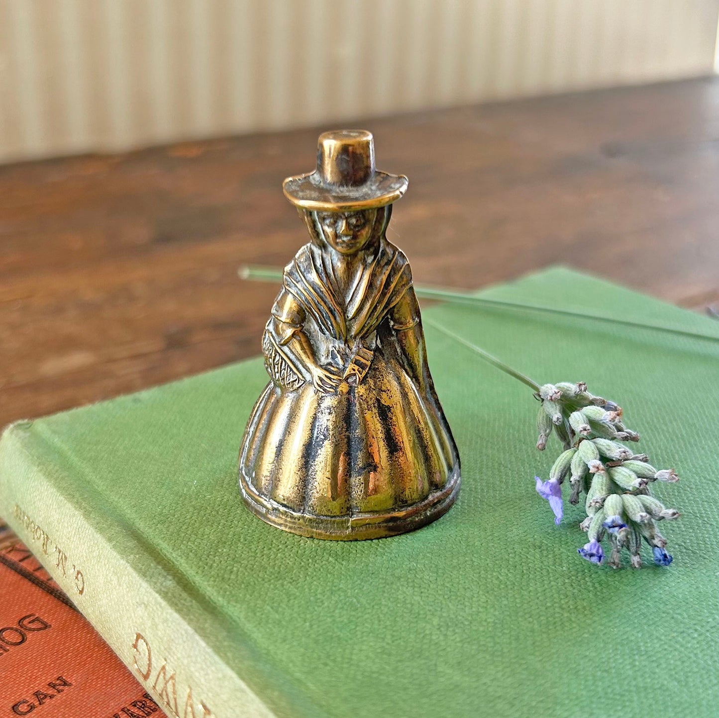 Bell - Vintage Brass - Welsh Lady / Jenny Jones (Preloved) (Copy)