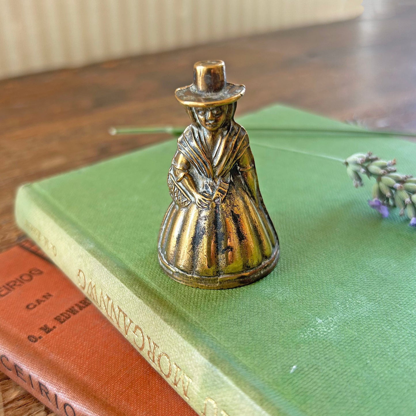 Bell - Vintage Brass - Welsh Lady / Jenny Jones (Preloved) (Copy)