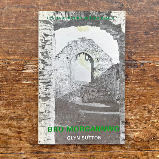 Bro Morgannwg - Glyn Sutton - Vintage (Preloved)