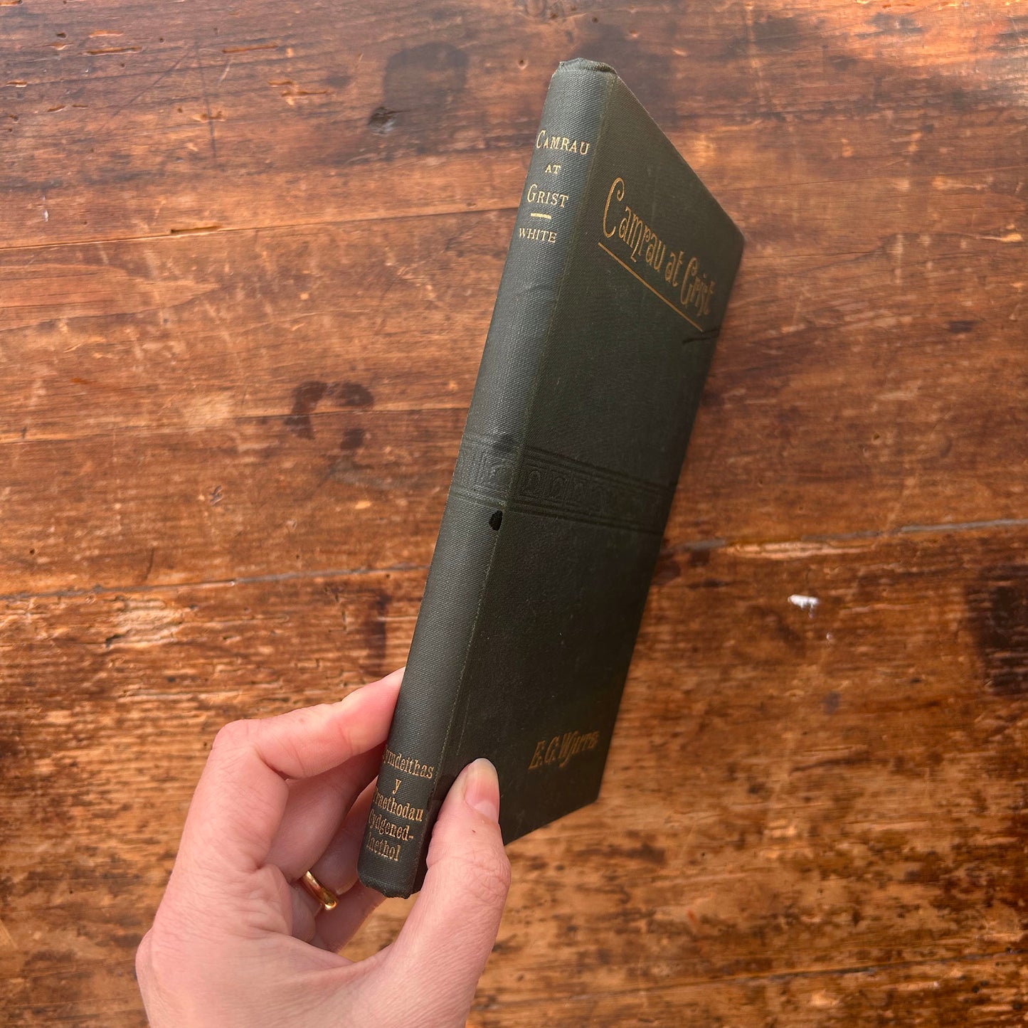 Camrau at Grist - E. G. White - 1915 (Preloved)