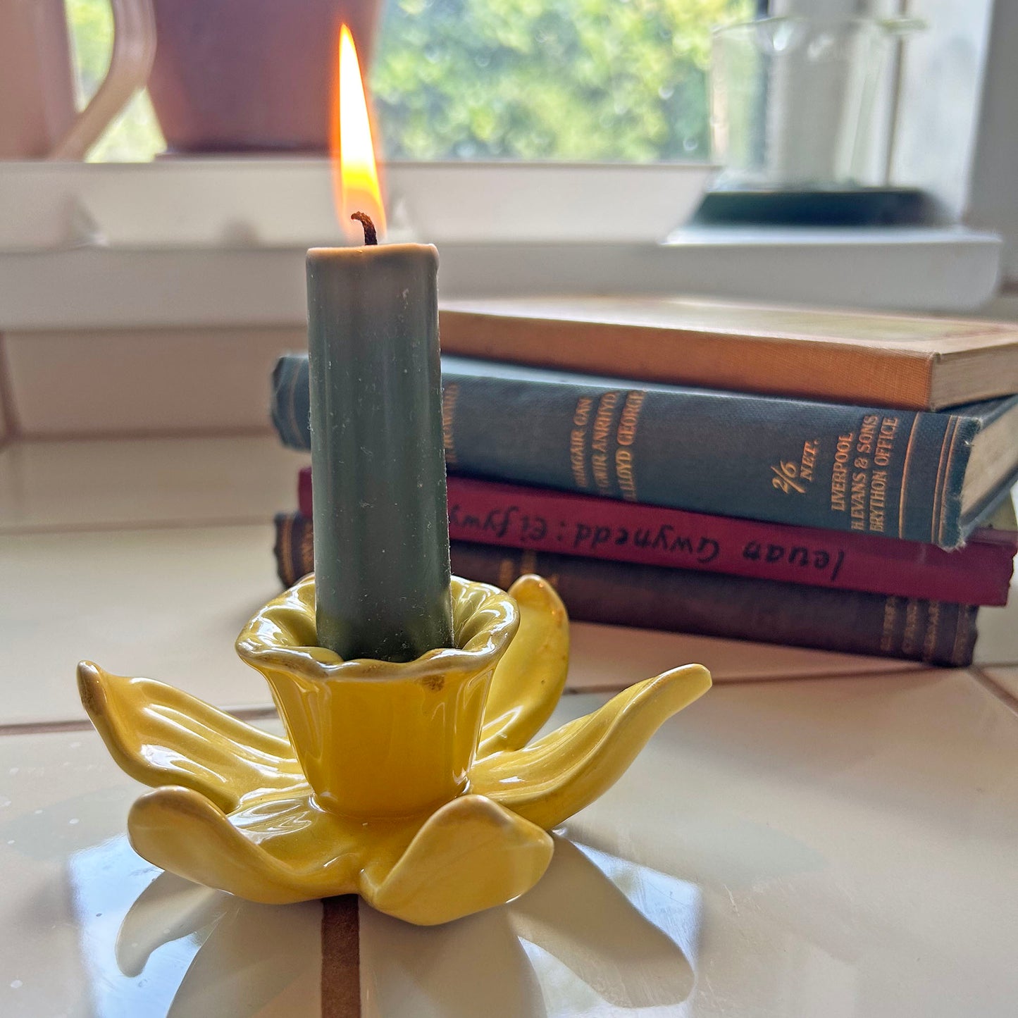 Candle Holder - Daffodil - Ceramic (Preloved)