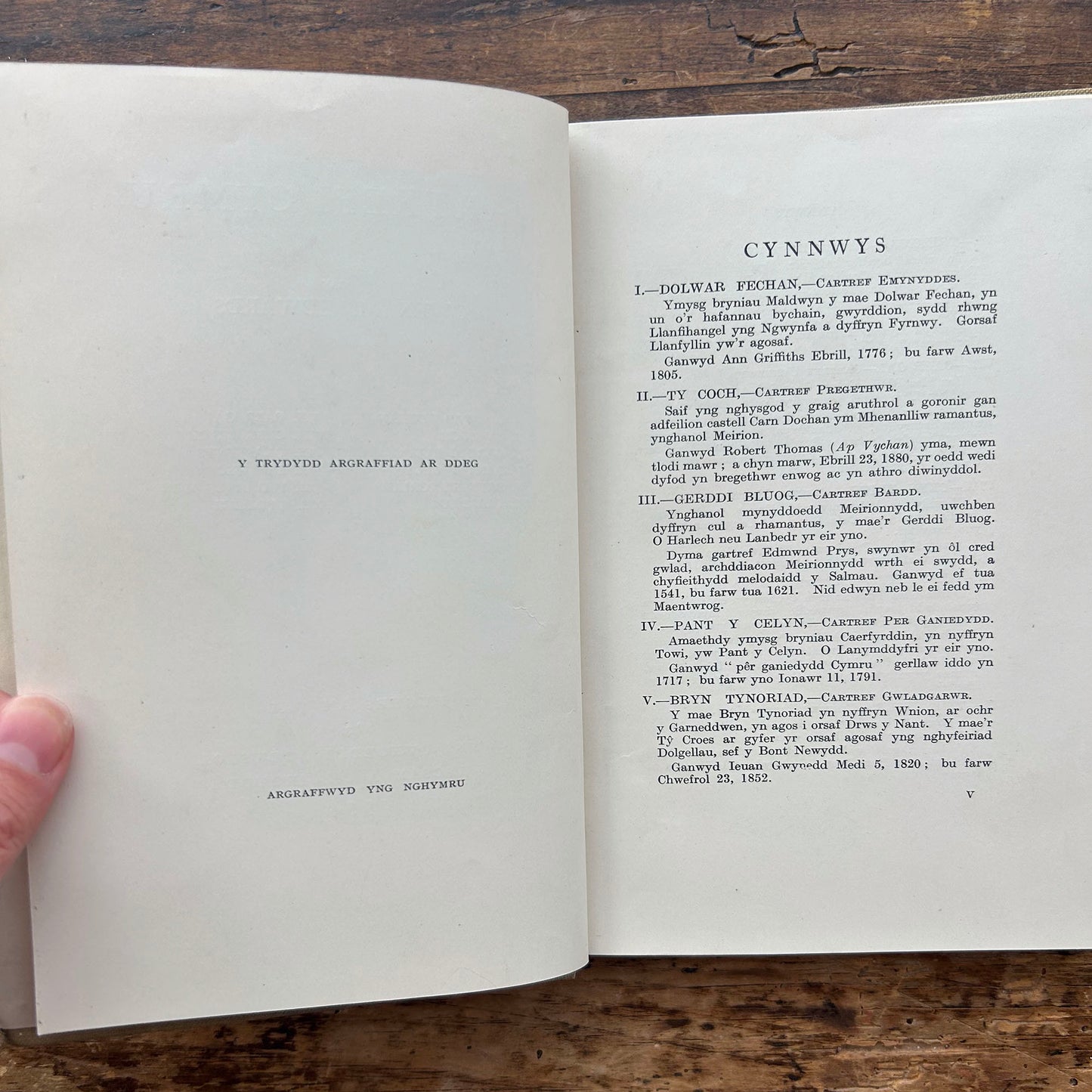 Cartrefi Cymru - Owen M. Edwards 1934 (Preloved)