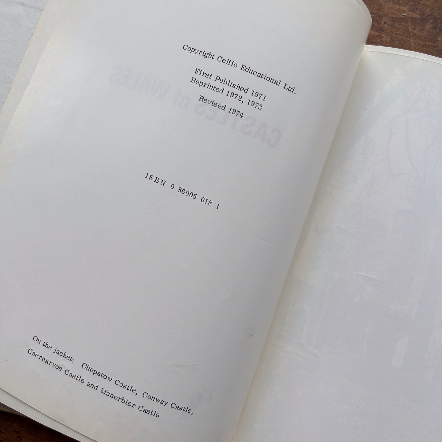 Castles of Wales - 1974 (Preloved)