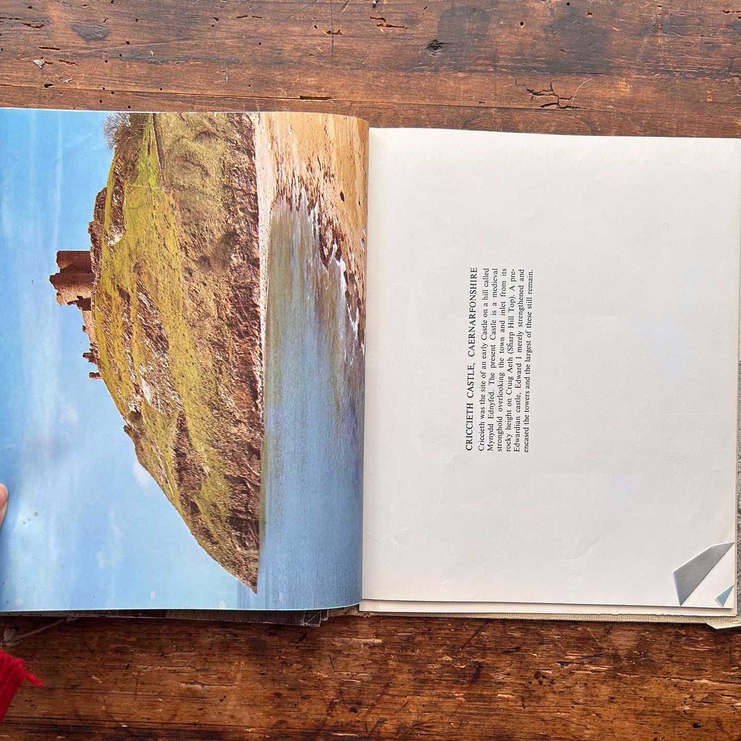 Castles of Wales - 1974 (Preloved)