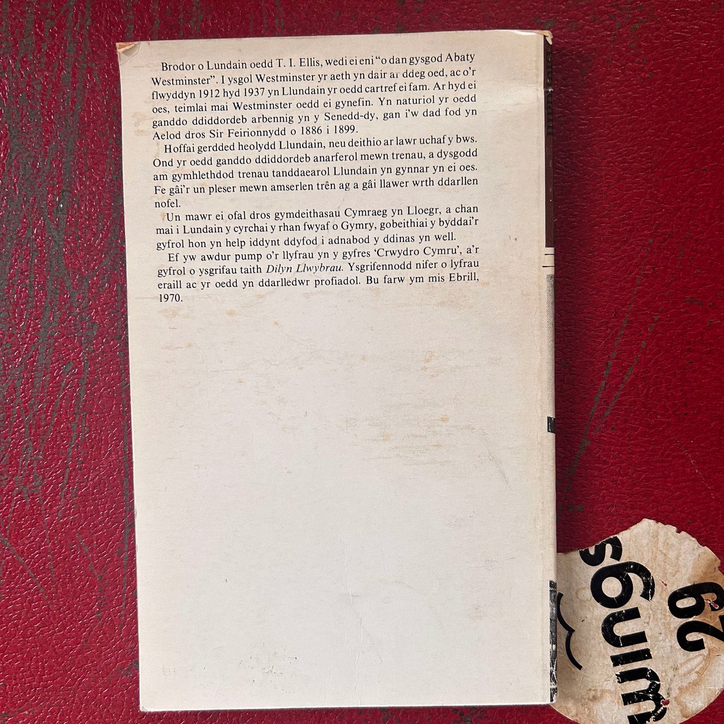 Crwydro Llundain - Wandering / Touring London - 1977 (Preloved)