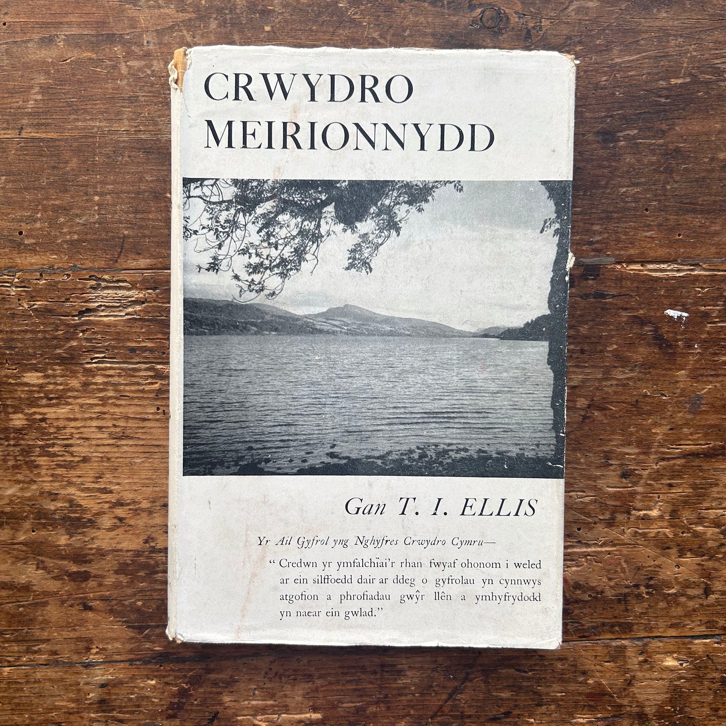 Crwydro Meirionnydd - J. J. Ellis (Preloved)