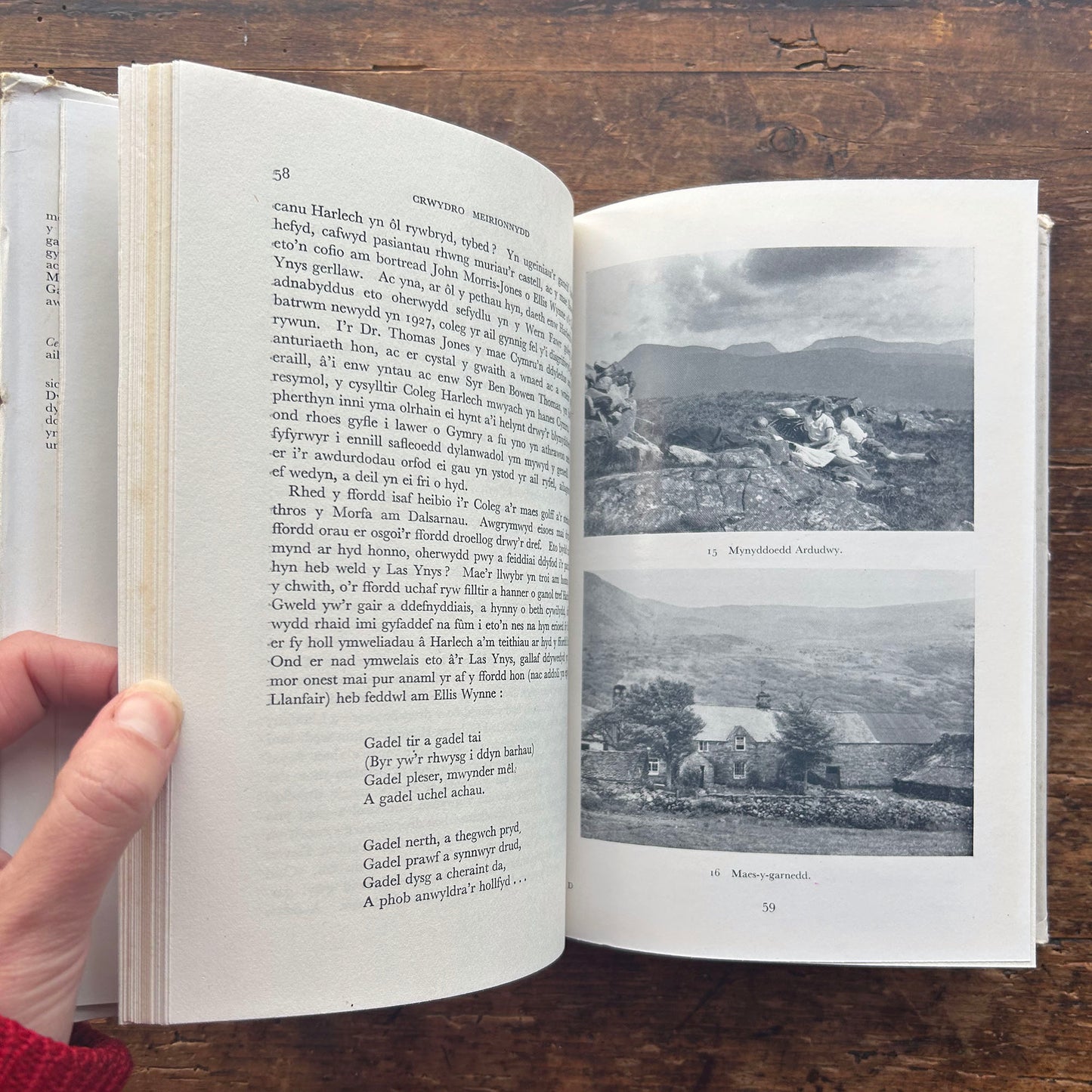 Crwydro Meirionnydd - J. J. Ellis (Preloved)