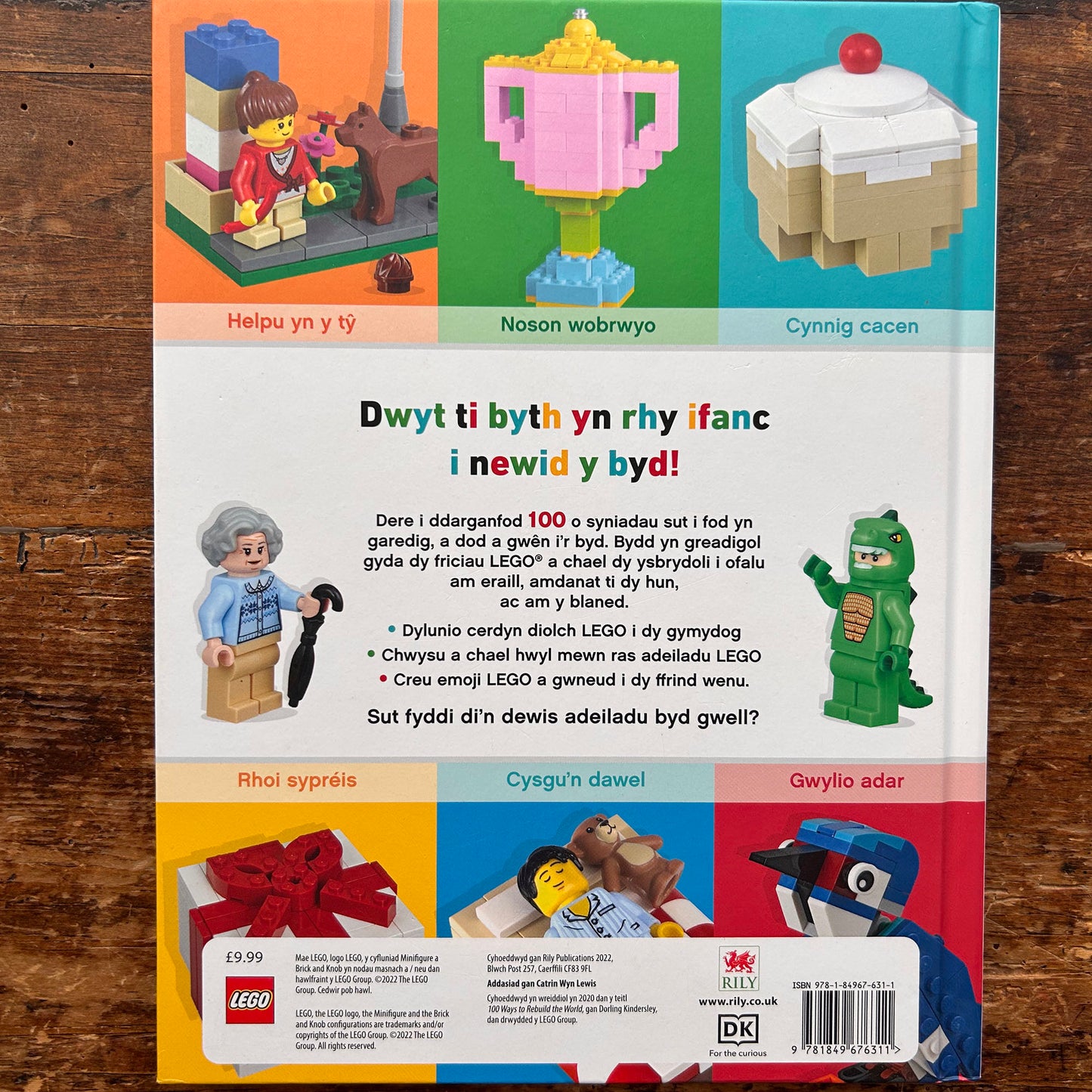 Cyfres Lego: Lego 100 Ffordd i Adeiladu Byd Gwell (Preloved)